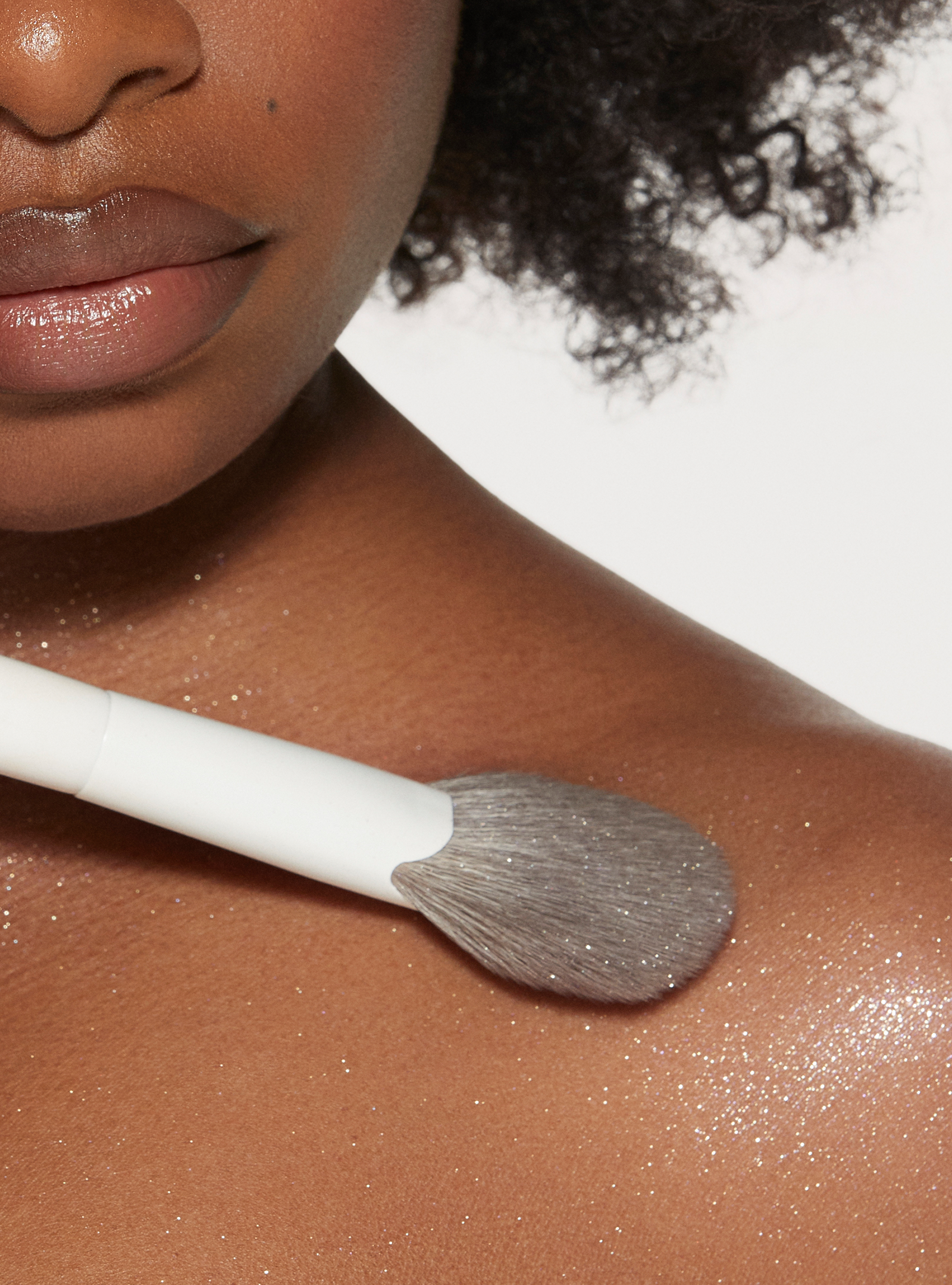 light-peach-w-champagne-reflect