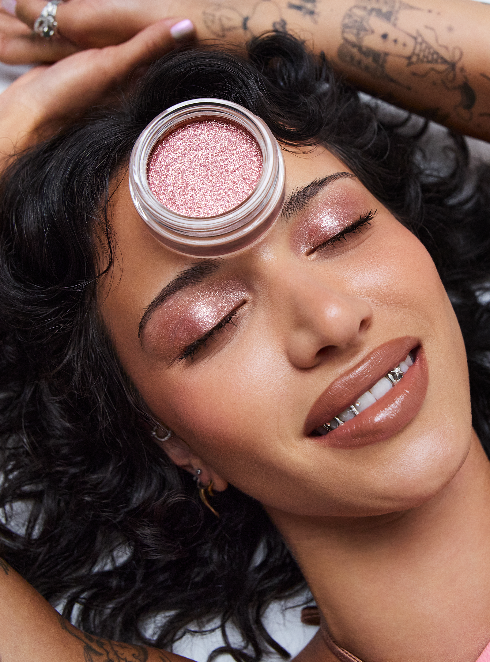 light-peach-w-champagne-reflect