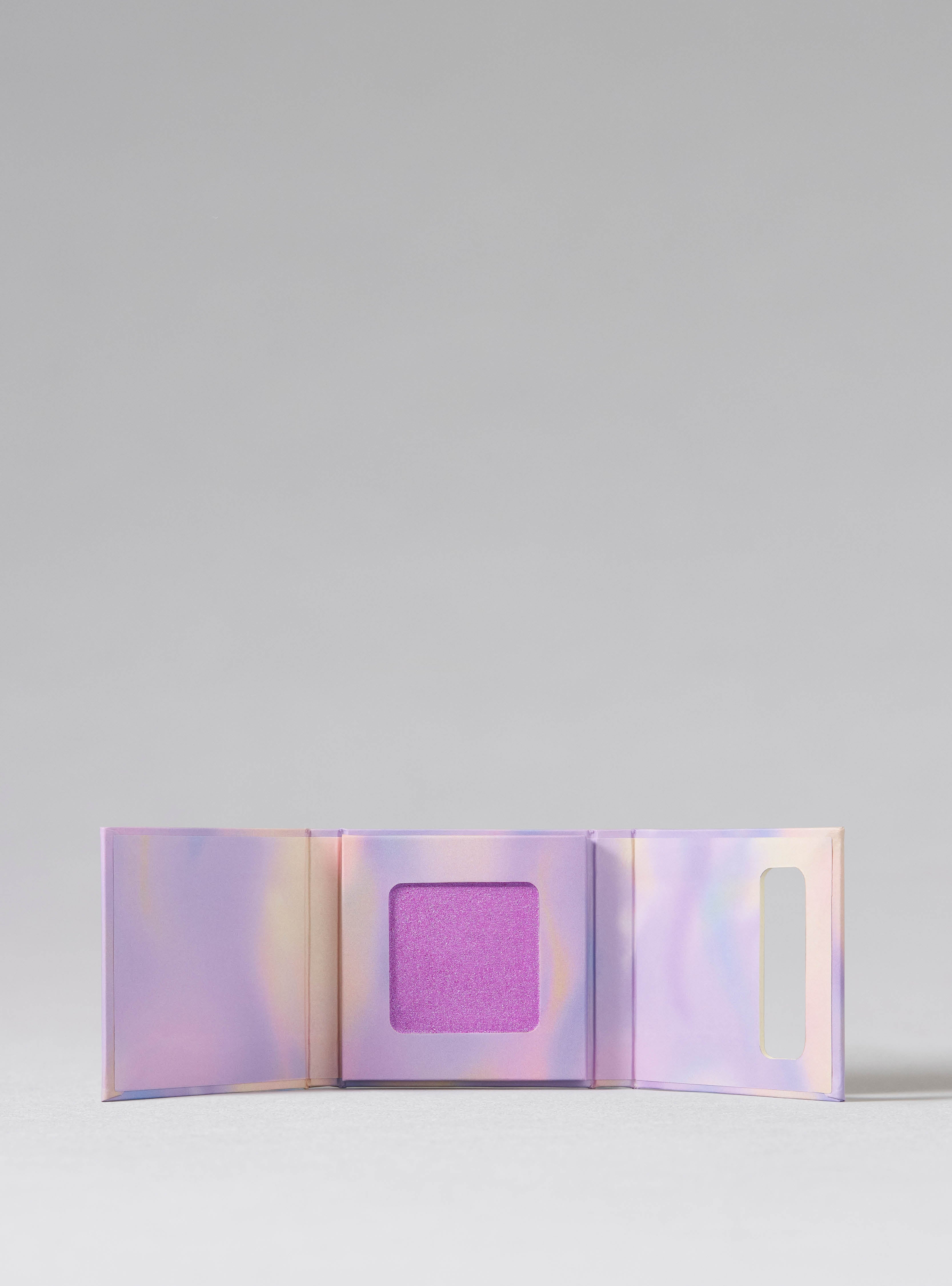 ウィンターグリーン　15ml 2本 LIGHT TRAP— Face Highlighter Powder – Half Magic