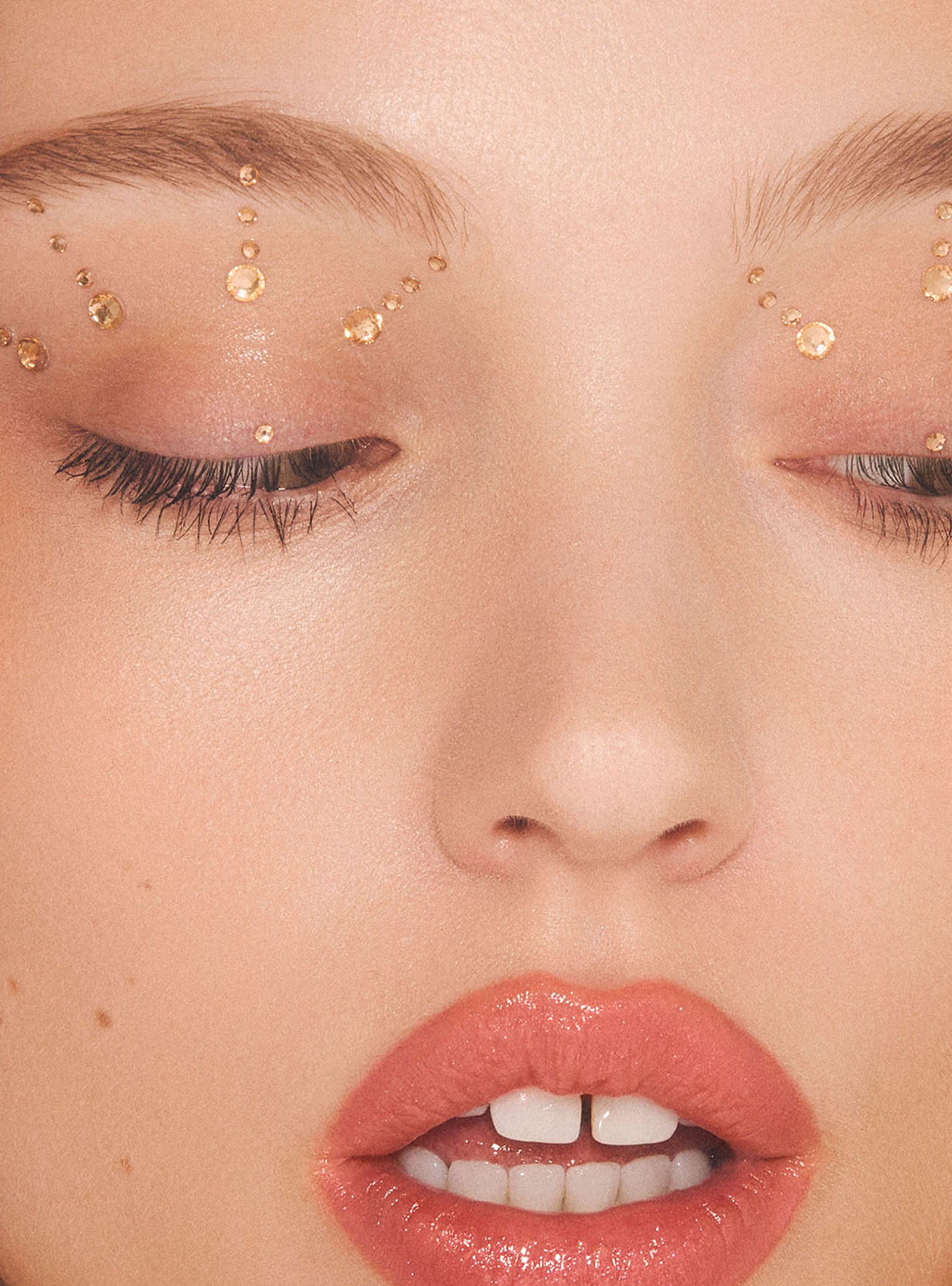 Makeup Rhinestones FACE GEMS— Makeup Rhinestones & Gems – Half Magic
