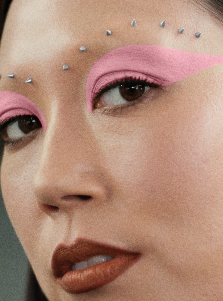 EYESHADOW Half Magic Eyeshadow half magic