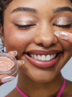 NEW! Glimmer Pop (Icy Champagne)