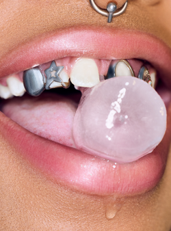 GO PLUMP YOURSELF INVISIBLE EXTREME PLUMPING LIP LINER