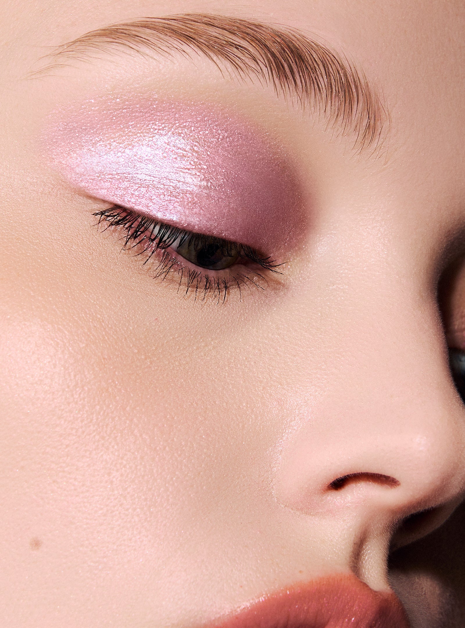 baby-pink-with-periwinkle-reflects